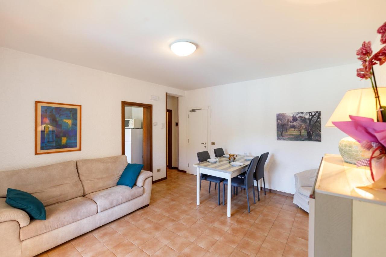 Residence Rustico Garda  Buitenkant foto