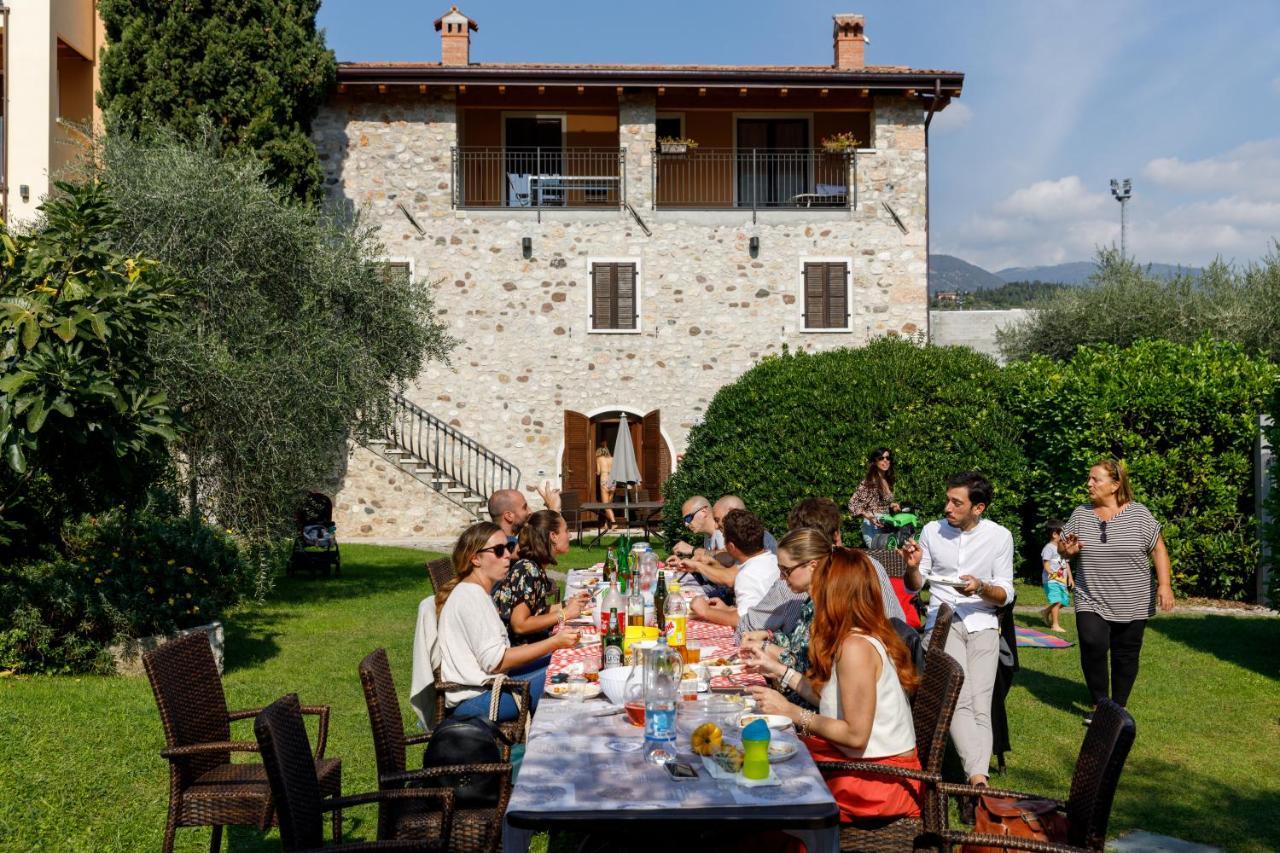 Residence Rustico Garda  Buitenkant foto