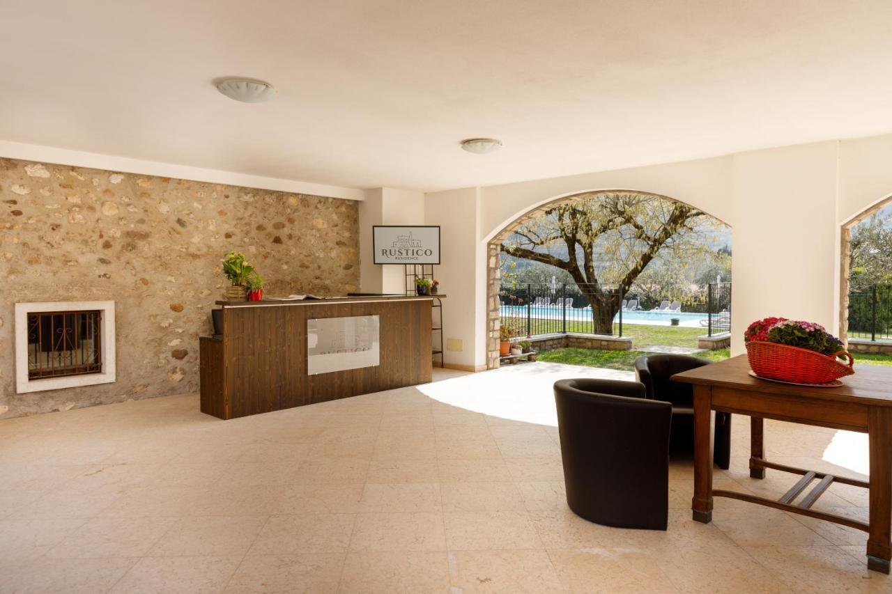 Residence Rustico Garda  Buitenkant foto